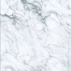 Meet your Posher, Ariela